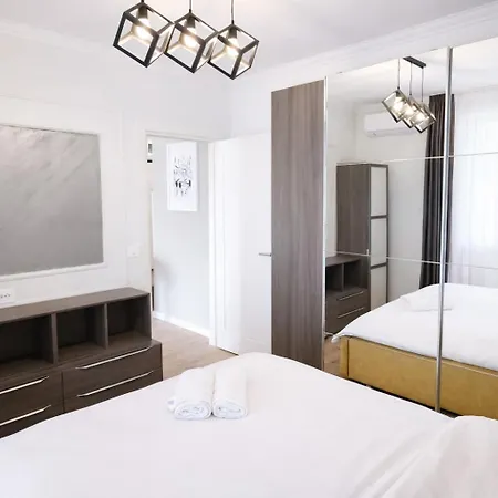 公寓 Urban Space - Premium - Free Parking 布加勒斯特